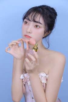 韦绮珊